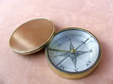 19th century travellers pocket compass with lid circa 1890